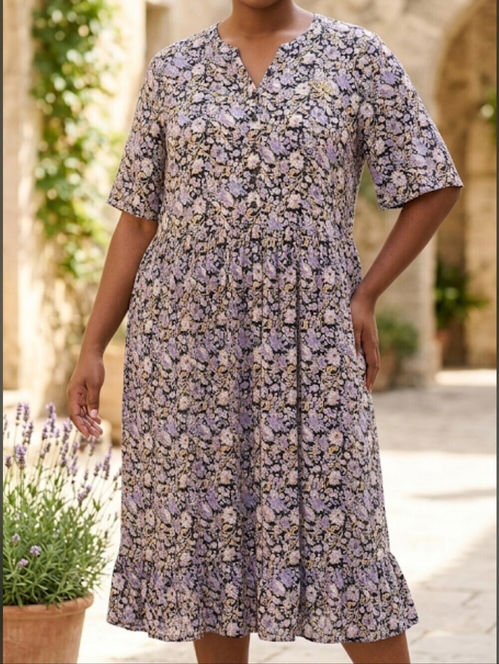 ellos Floral Midi Dress in Lavender and Black Plus Size 18/20 EUC Cottagecore